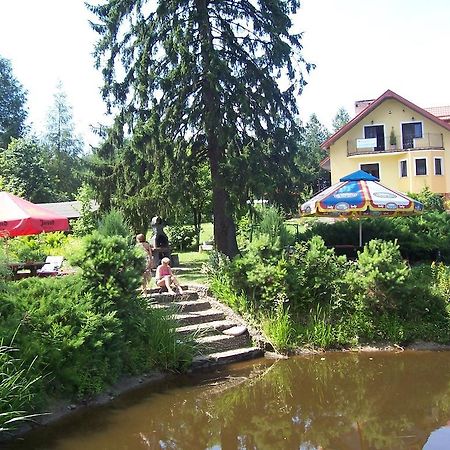 Gosciniec Nad Stawem Vila Szczytno  Exterior foto