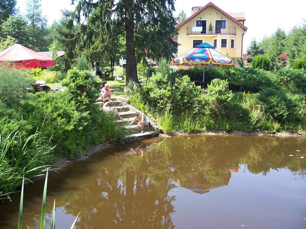 Gosciniec Nad Stawem Vila Szczytno  Exterior foto