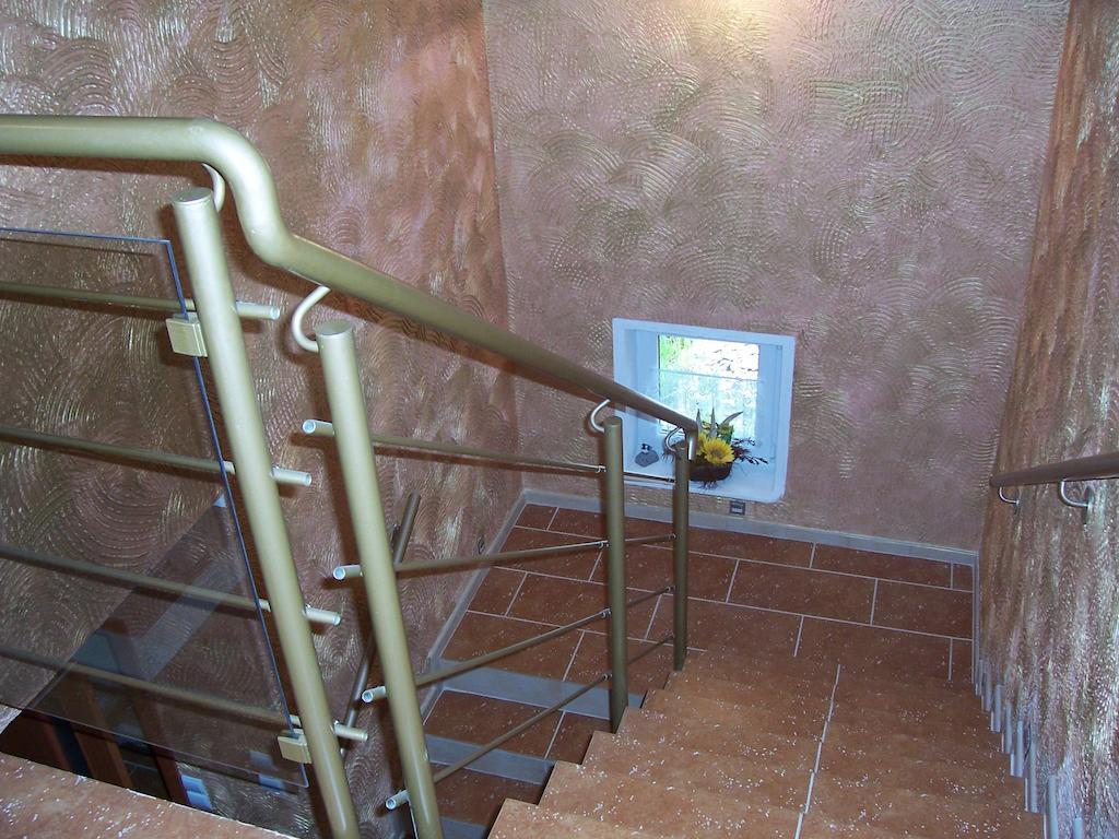 Gosciniec Nad Stawem Vila Szczytno  Exterior foto